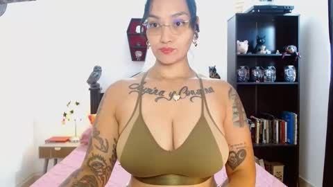 Snapshot of toothyy chatting on 10, 3, 2025 toothyy online show from 10, 3, 2025