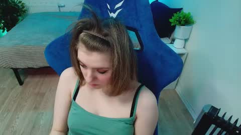 Snapshot of topcranberry chatting on 10, 5, 2026 topcranberry online show from 10, 5, 2026