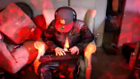 SagMeOreduceMe online show from 4, 11, 2025