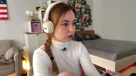 Snapshot of topwitch chatting on 23, 3, 2026 Lina Next stream January 4 11am UTC 0 online show from 23, 3, 2026