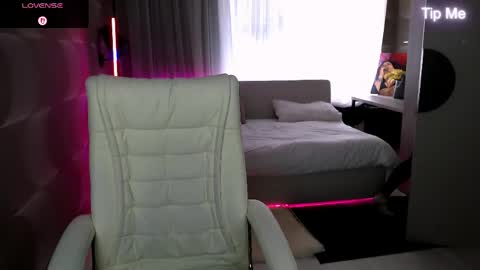tori_blond online show from 3, 6, 2026