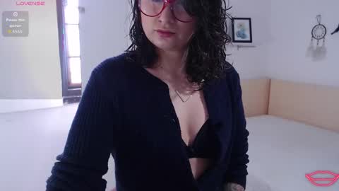 tori_just online show from 18, 10, 2025