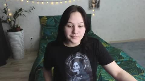 Snapshot of tori_sweet_tori chatting on 3, 6, 2026 Tori online show from 3, 6, 2026