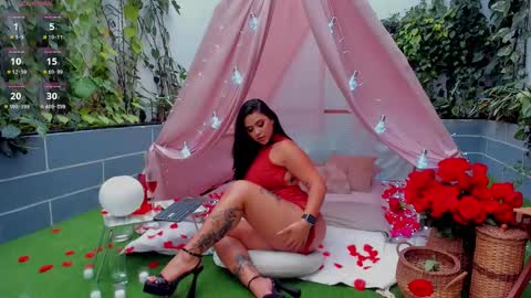 Tori Cross online show from 14, 2, 2025