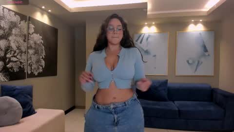 Tori Cross online show from 21, 9, 2025