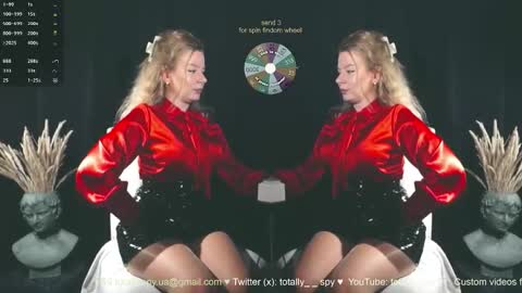 Snapshot of totally_spy chatting on 19, 10, 2025 Madam Viktoria Vacation in Portugal 2811 - 0412 online show from 19, 10, 2025