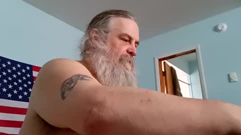 totallyawesome_65 online show from 2, 2, 2025