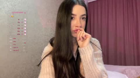 Snapshot of totallytiny_ chatting on 9, 12, 2024 see you December 4th beloved friends online show from 9, 12, 2024