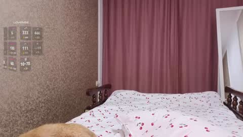 Snapshot of totallytiny_ chatting on 28, 12, 2024 see you December 4th beloved friends online show from 28, 12, 2024