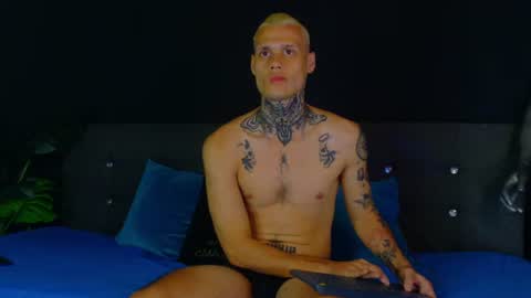 Snapshot of touching_the_sky chatting on 2, 7, 2026 Stiven online show from 2, 7, 2026