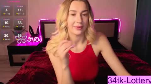 Snapshot of toxicdollkiss chatting on 1, 7, 2026 ToxicDollKiss online show from 1, 7, 2026