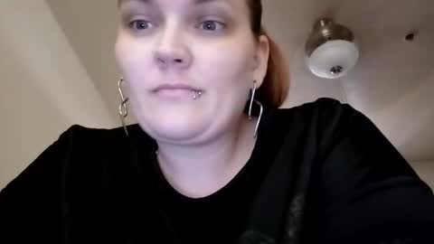 Lilly Miss Mistress Goddess Maam Queen Boss online show from 2, 4, 2026