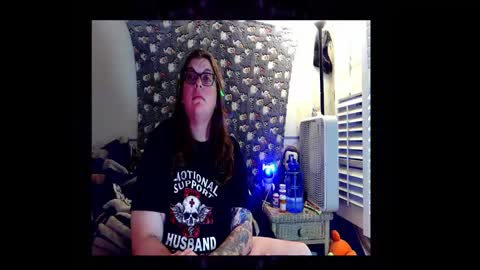 Toxiclove1311 online show from 6, 11, 2025