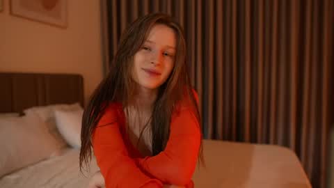 Snapshot of toxl chatting on 8, 5, 2026 Bella online show from 8, 5, 2026