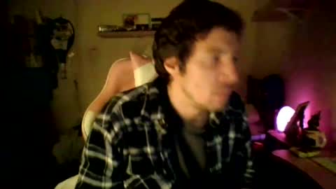 Snapshot of toyboysquirt chatting on 8, 7, 2026 toyboysquirt online show from 8, 7, 2026