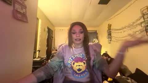 Snapshot of tracy227 chatting on 19, 12, 2025 tracy227 online show from 19, 12, 2025