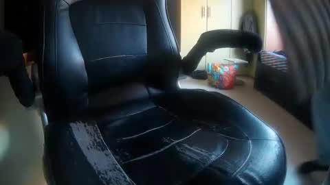 Snapshot of trafalgar9292 chatting on 3, 11, 2025 trafalgar online show from 3, 11, 2025