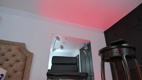 Snapshot of trannypartner chatting on 17, 10, 2025 Juliana Giiraldo online show from 17, 10, 2025