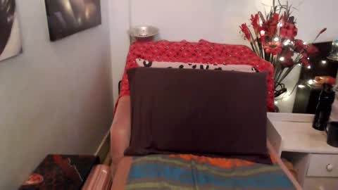 Snapshot of transagera chatting on 5, 12, 2025 TransAgera online show from 5, 12, 2025