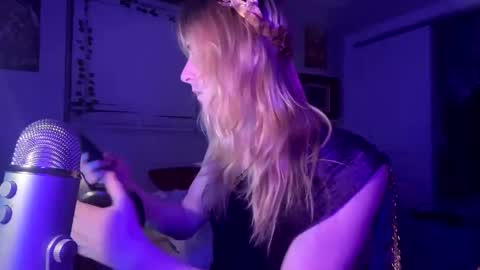 transgoblingal online show from 3, 1, 2025