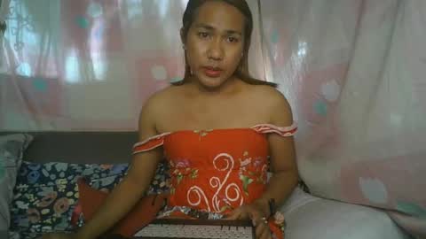 transhottie28 online show from 23, 2, 2025