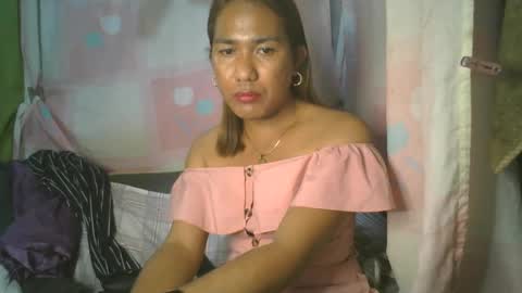 transhottie28 online show from 2, 3, 2025