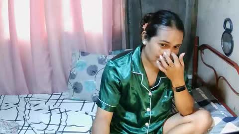 transhottie28 online show from 9, 9, 2025