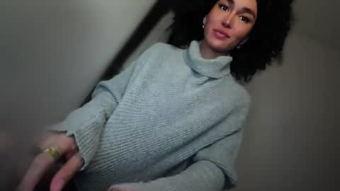 Snapshot of transnextdoor_ chatting on 5, 12, 2025 ALMIGHTY GODDESS VALENTINA online show from 5, 12, 2025