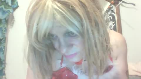 Snapshot of traphouseslutbunny4fun chatting on 25, 12, 2024 traphouseslutbunny4fun online show from 25, 12, 2024