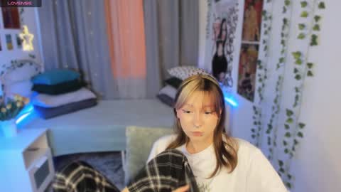 Snapshot of trapsaintgirl chatting on 14, 1, 2025 Nyuta Hartmann online show from 14, 1, 2025
