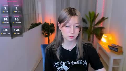 Snapshot of trapsaintgirl chatting on 23, 2, 2025 Nyuta Hartmann online show from 23, 2, 2025