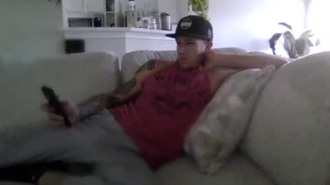 Snapshot of trash_man1989 chatting on 4, 1, 2025 trash_man1989 online show from 4, 1, 2025