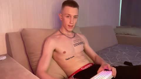 Travis online show from 8, 5, 2026