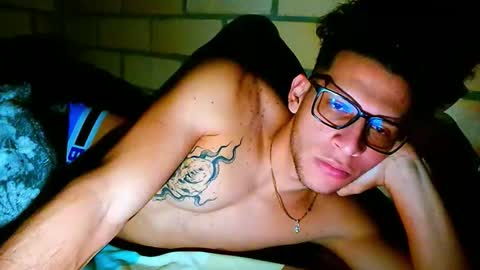 TRAVIS. online show from 14, 4, 2026