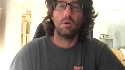 Snapshot of traviskenn chatting on 7, 5, 2026 TravisKenn online show from 7, 5, 2026
