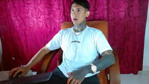 TRAV - INDEPENDENT MODEL online show from 2, 1, 2025