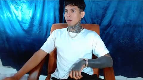 TRAV - INDEPENDENT MODEL online show from 8, 1, 2025