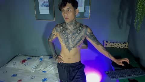 TRAV - INDEPENDENT MODEL online show from 14, 10, 2025