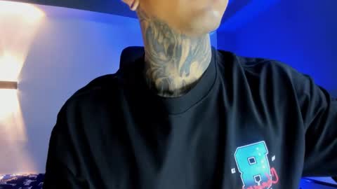 TRAV - INDEPENDENT MODEL online show from 19, 11, 2025