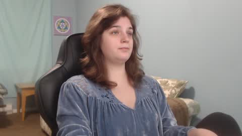 TreeJeanne online show from 31, 12, 2024