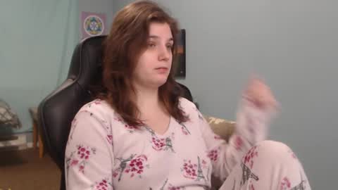 TreeJeanne online show from 15, 2, 2025