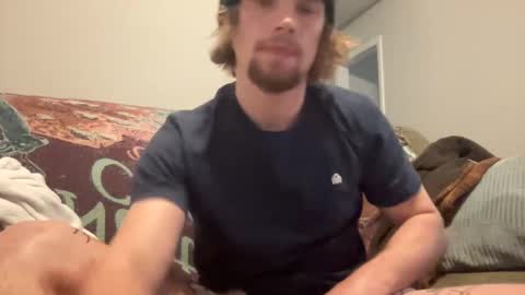 Snapshot of treeman817 chatting on 24, 12, 2024 treeman817 online show from 24, 12, 2024