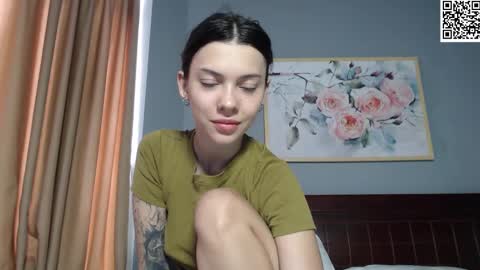 Snapshot of treezyny chatting on 20, 2, 2025 Sarah And Jon online show from 20, 2, 2025