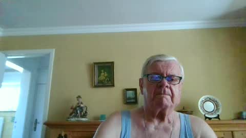Snapshot of trekbeestje1 chatting on 26, 6, 2026 trekbeestje online show from 26, 6, 2026