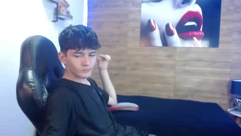 Snapshot of trevor_mob chatting on 25, 4, 2026 trevor_mob online show from 25, 4, 2026