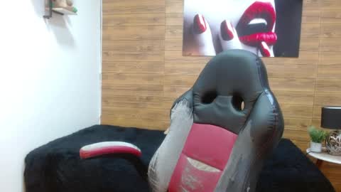 Snapshot of trevor_mob chatting on 22, 5, 2026 trevor_mob online show from 22, 5, 2026