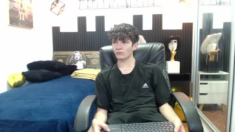 Snapshot of trevor_mob chatting on 1, 6, 2026 trevor_mob online show from 1, 6, 2026
