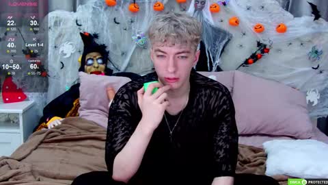 TrevorBenson online show from 25, 10, 2025