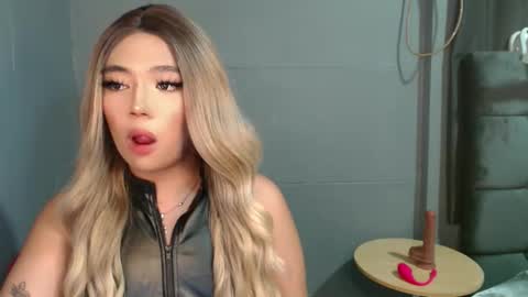 Snapshot of trexie_fucks15 chatting on 27, 10, 2025 trexie_fucks15 online show from 27, 10, 2025