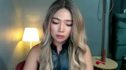 Snapshot of trexie_fucks15 chatting on 5, 11, 2025 trexie_fucks15 online show from 5, 11, 2025